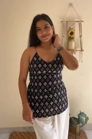 Chic Black Patterned Top