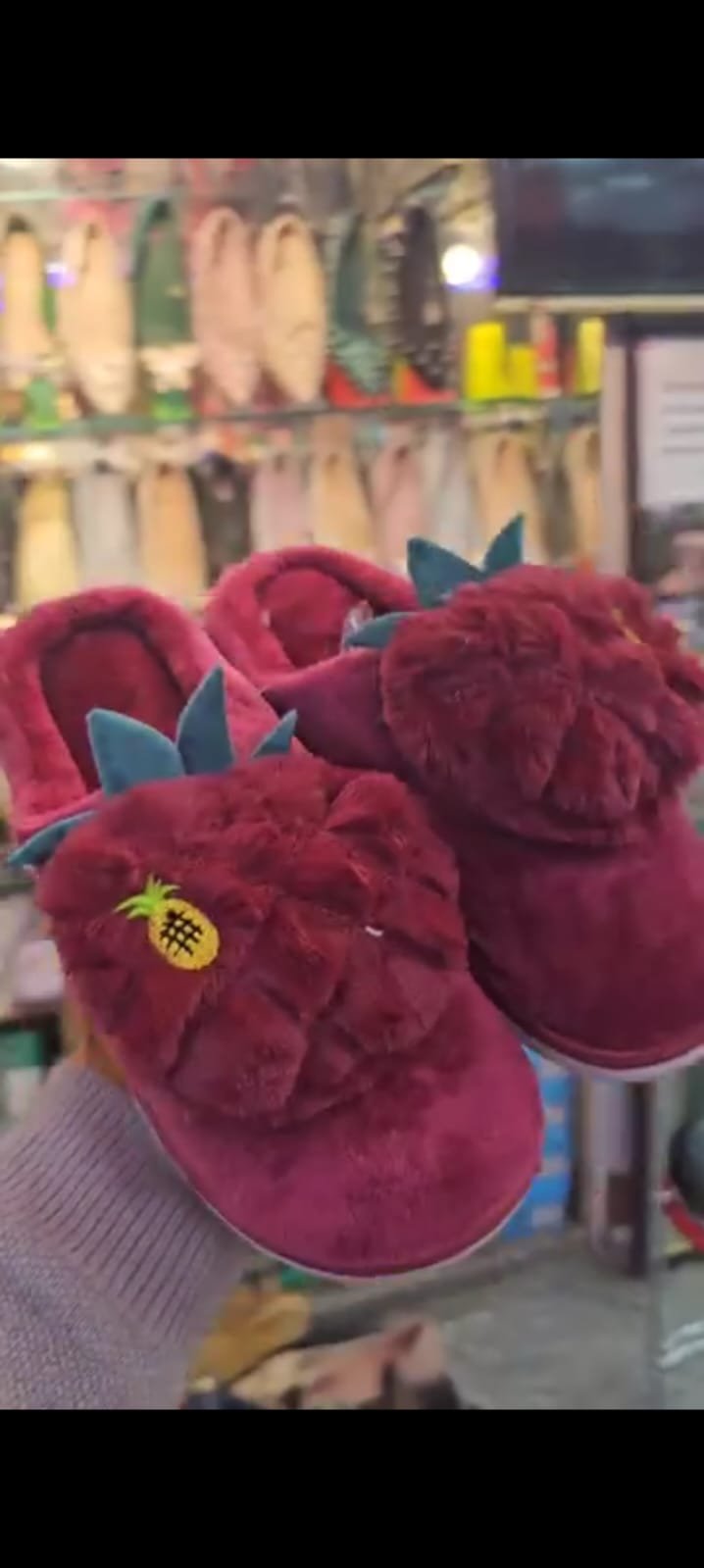 Cute Furry Cat-Themed Winter Slippers - Image 3